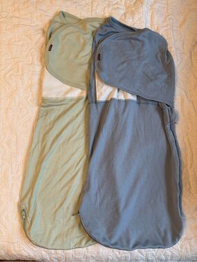Two-Pack Momcozy Baby Sleep Sack swaddles - no Velcro for quiet closure